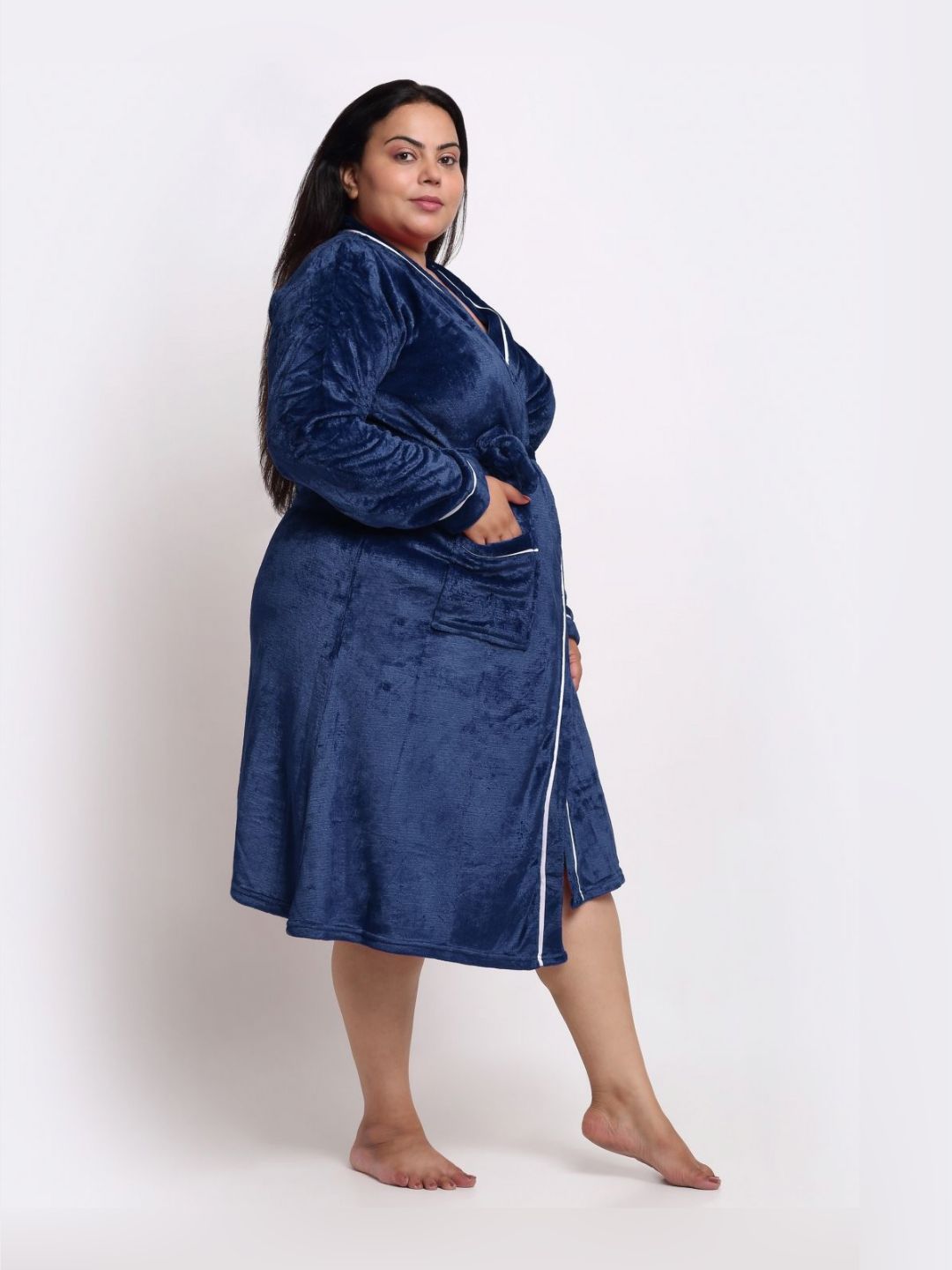 KLOTTHE Plus Size Blue Woolen Long Sleeves Bath Robe With Belt