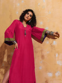 Truebrowns Wanita Pink Muslin Silk Lurus Maxi Dress