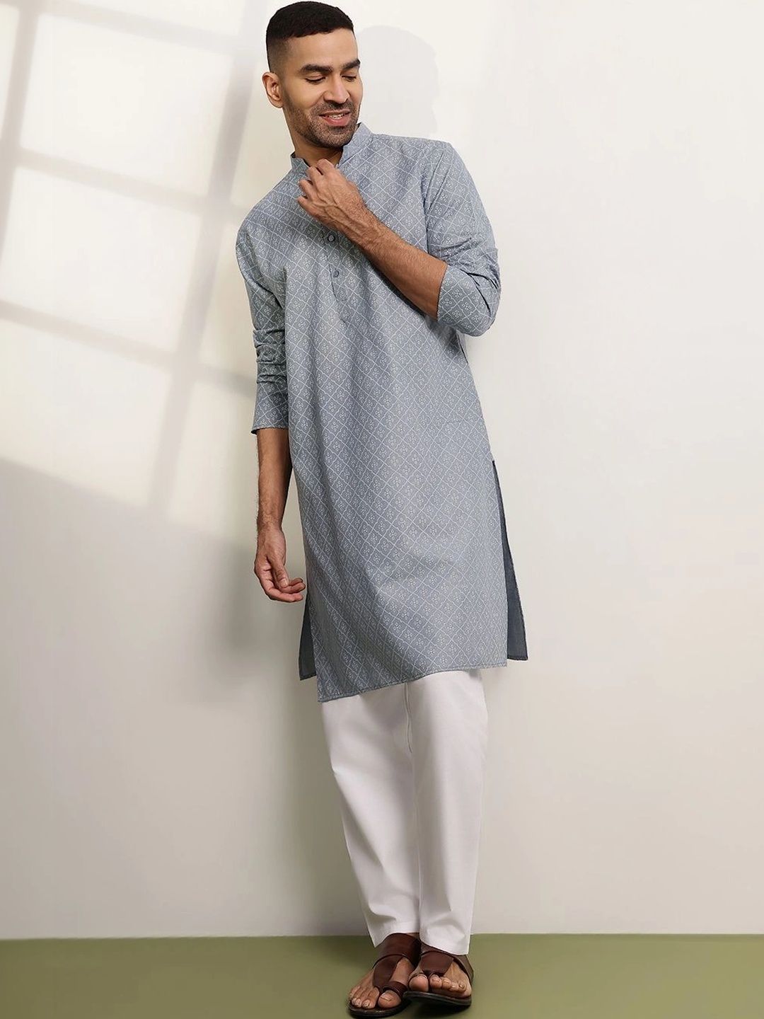 Anouk Men Printed Regular Kurta with Pyjamas
