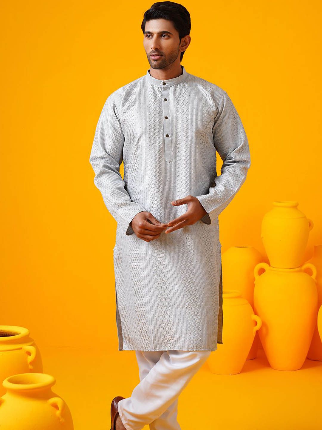 SOJANYA Geometric Thread Work Band Collar Straight Kurta