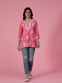 House of Chikankari Women Peach Cotton Chikankari Embroidered Kurta