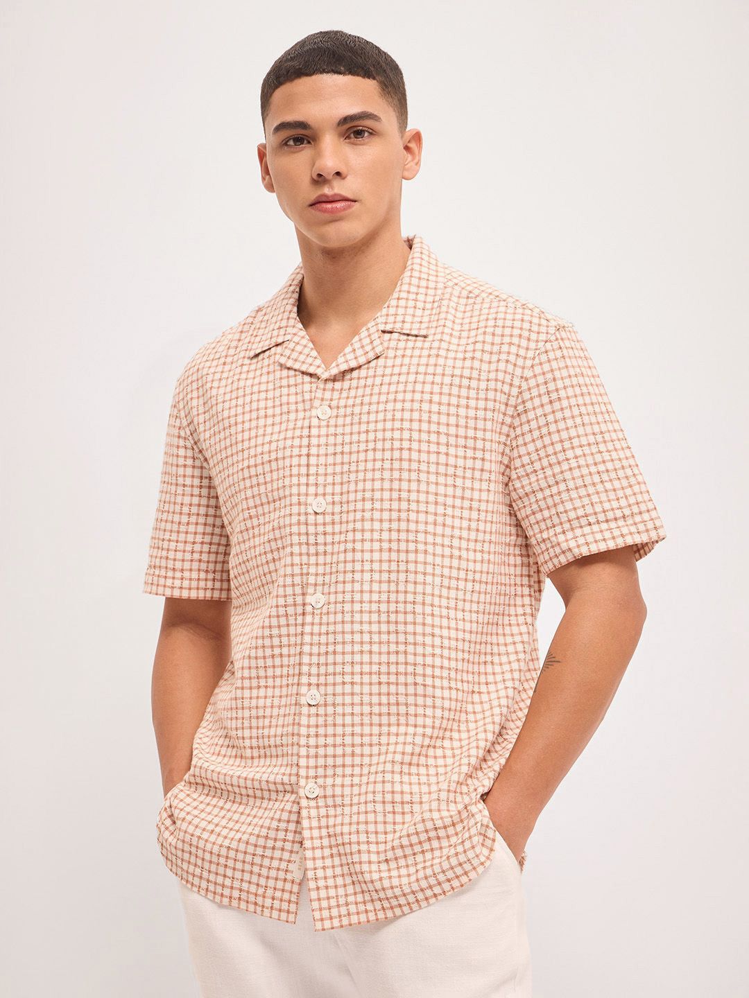 THE BEAR HOUSE Men Micro Checks Pure Cotton Casual Shirt