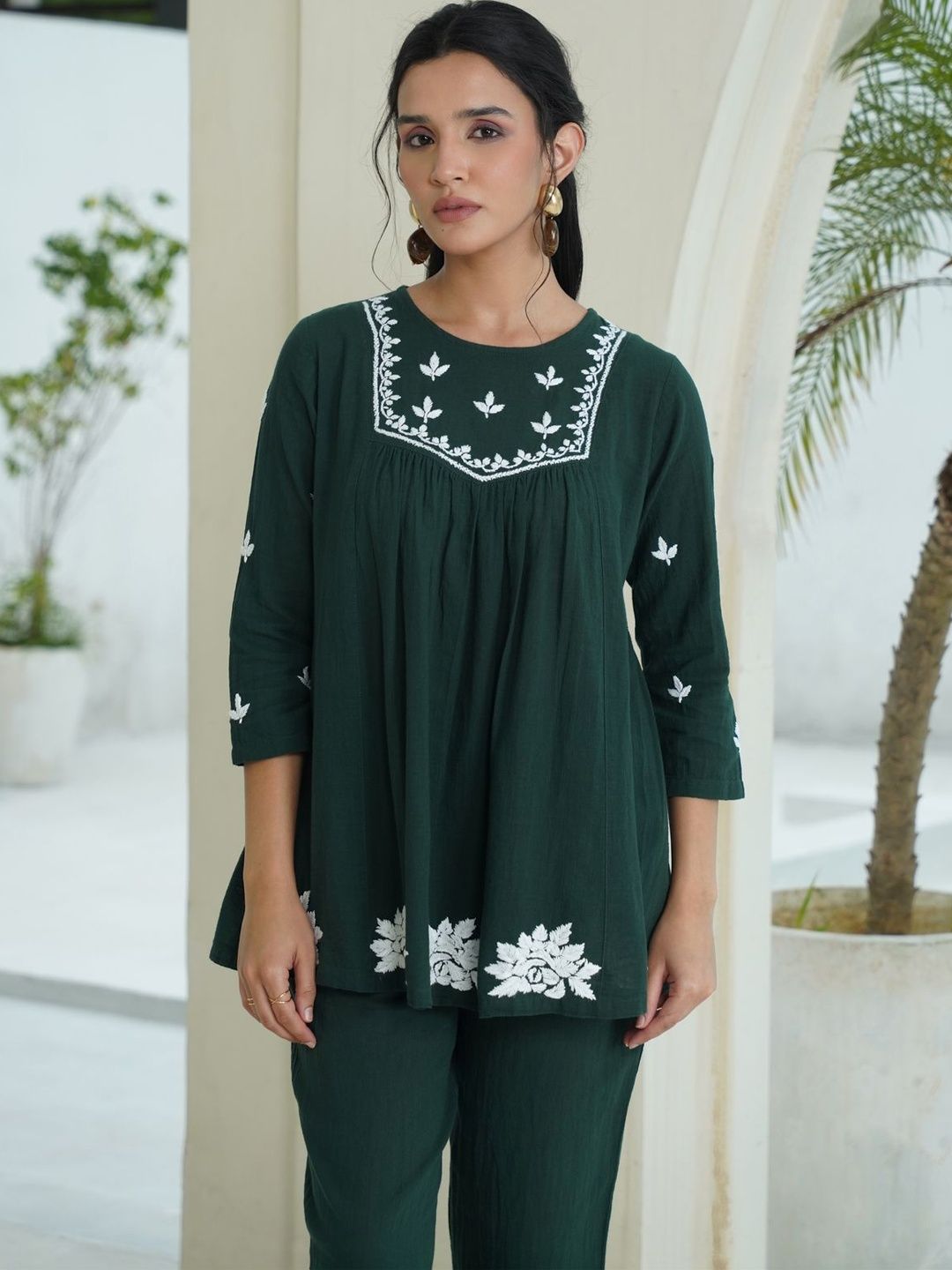 House of Chikankari Green 2 Keping Cotton Solid Tunic dengan Set Co-Ord Seluar
