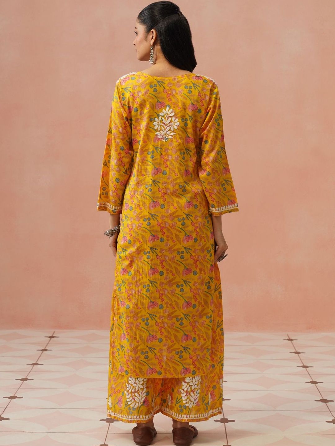 House of Chikankari Women Printed Regular Chikankari Kurta with Trousers