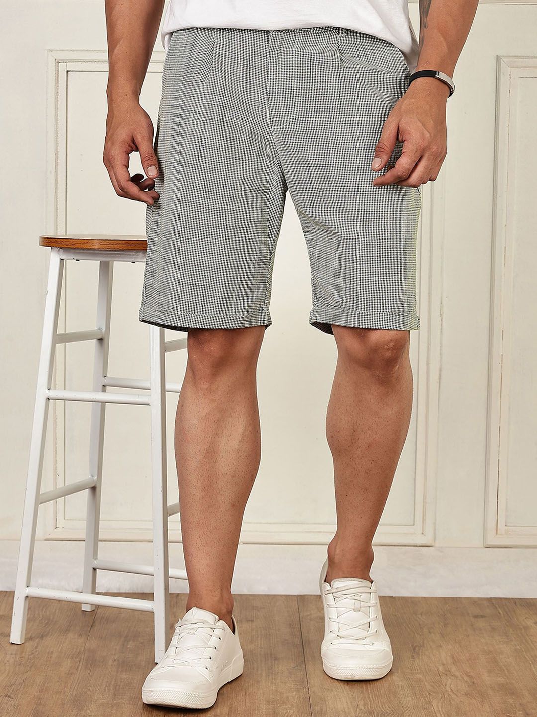 Thomas Scott Men Checked Linen Shorts