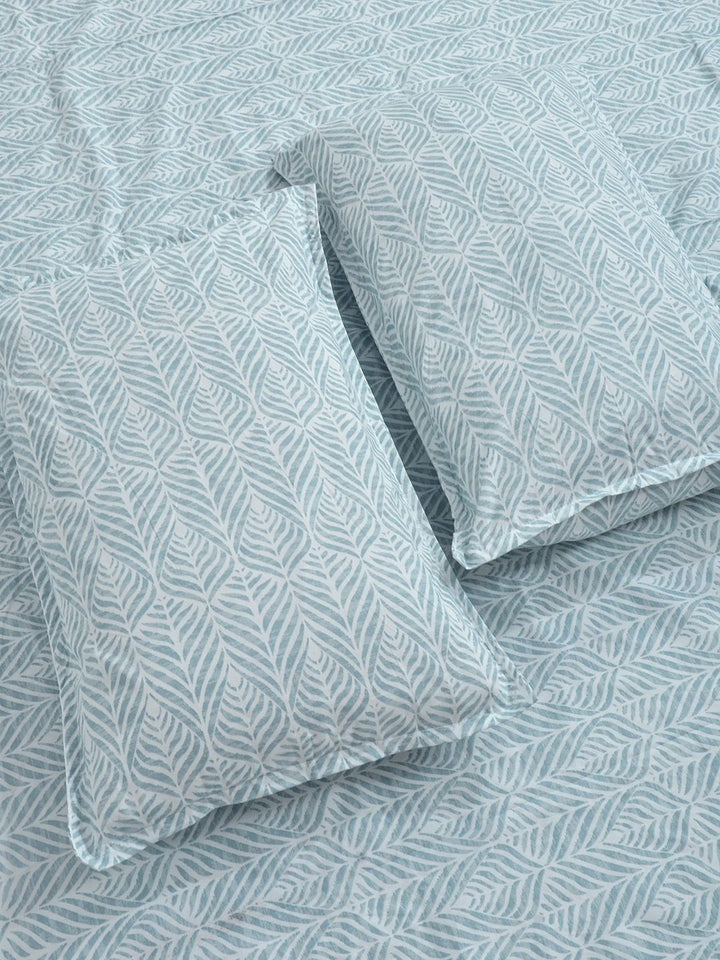 Myntra Elegant Homes Green Geometric Printed 300 TC King Bedsheet Set 98" x 88"