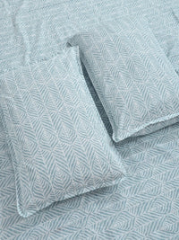 Myntra Elegant Homes Green Geometric Printed 300 TC King Bedsheet Set 98" x 88"