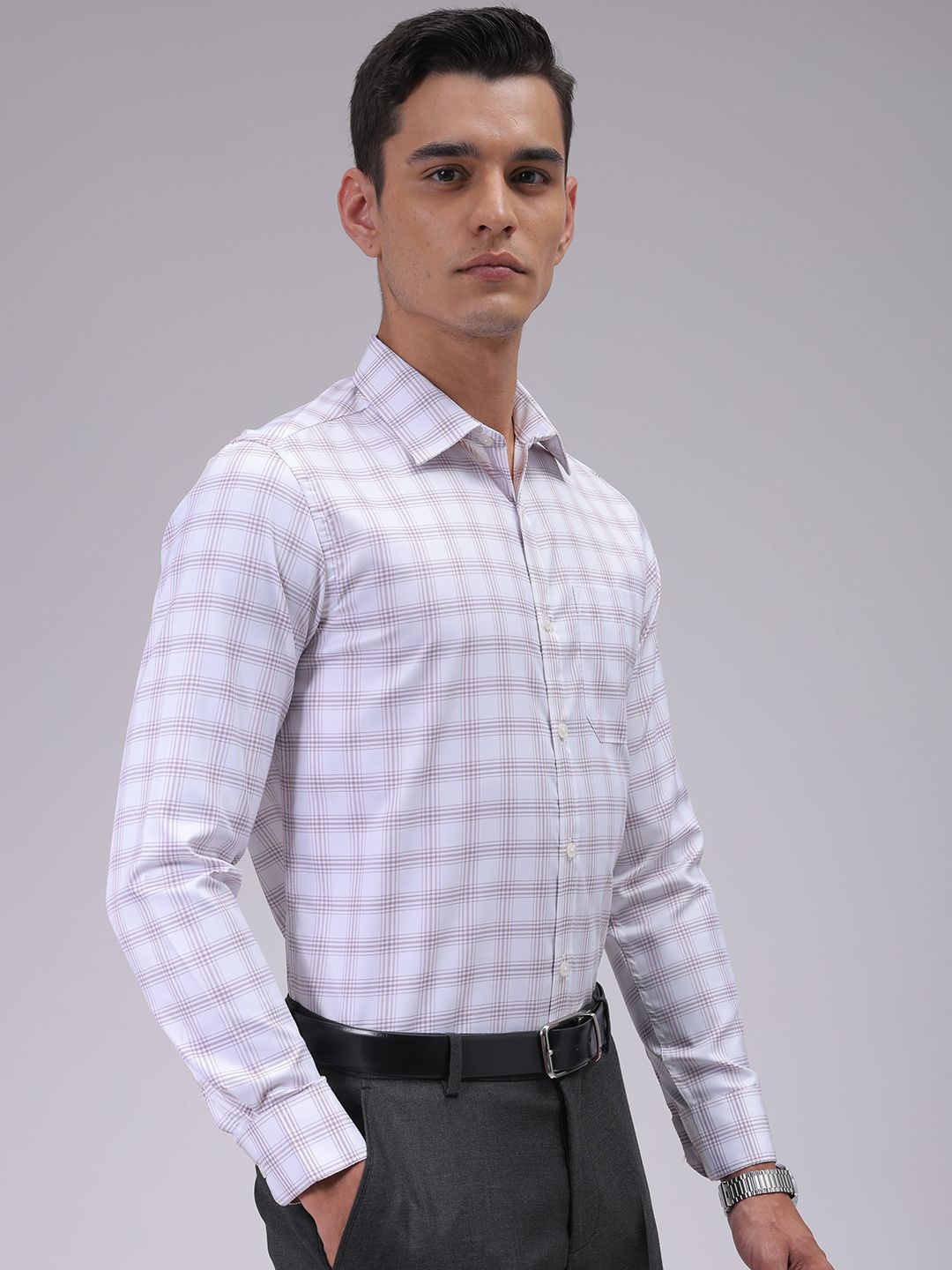 The Indian Garage Co. X Luxe Men Cutaway Collar Checked Slim Fit Formal Shirt