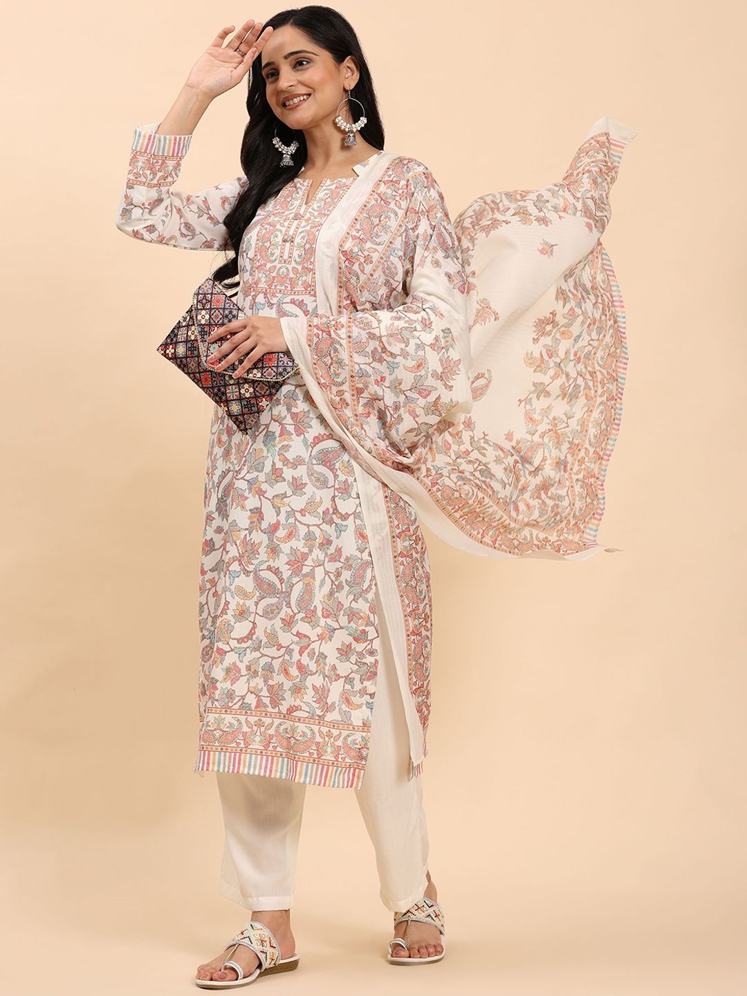 Mamicha Women Floral Printed Regular Pure Cotton Kurta with Trousers & With Dupatta
