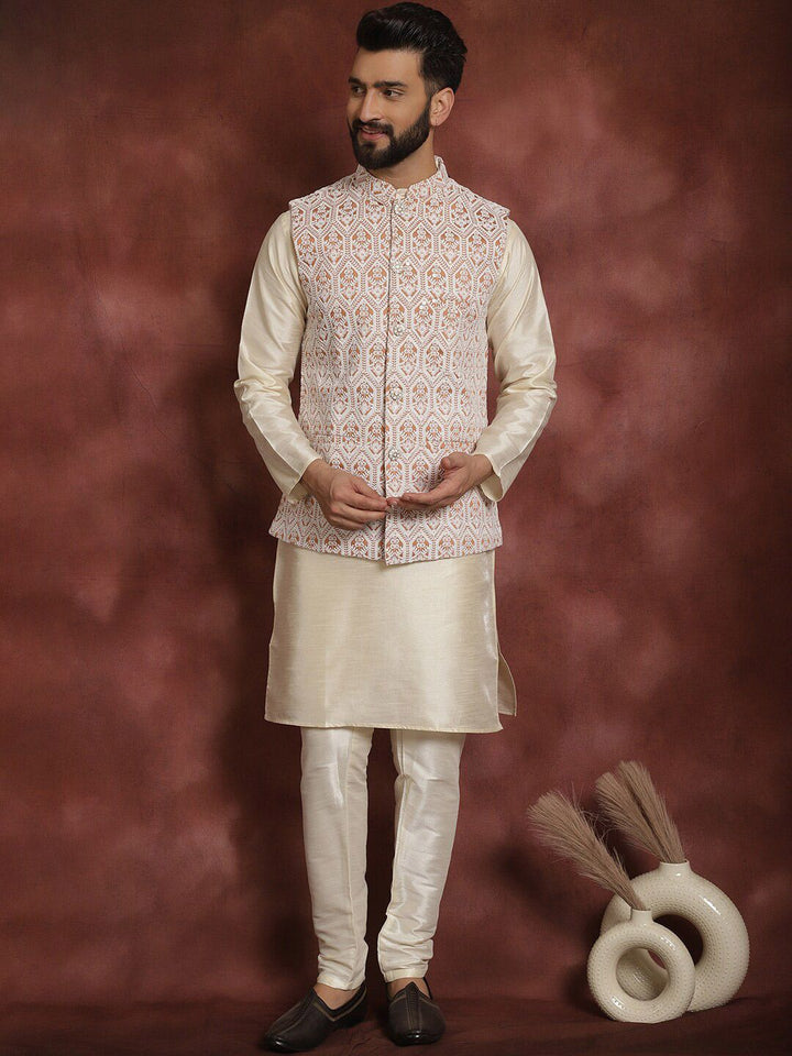 Anouk Cream Kolar Mandarin Churidar Kurta Lurus Dengan Churidar