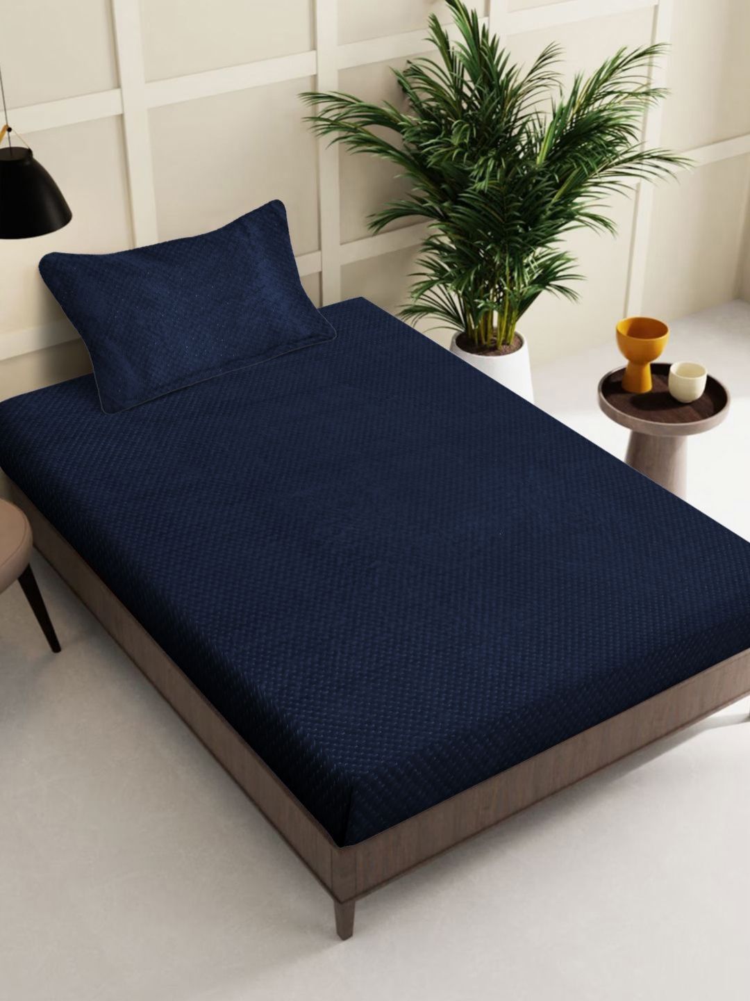 KLOTTHE Navy Blue Abstract 300TC Woollen Single Bedsheet & 1 Pillow Cover