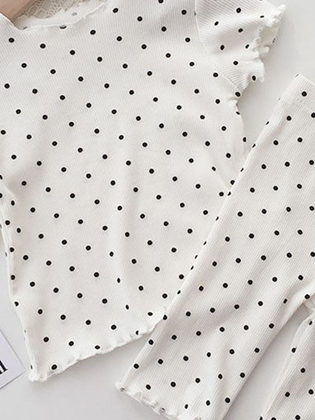 YK Girls Printed T-shirt with Trousers