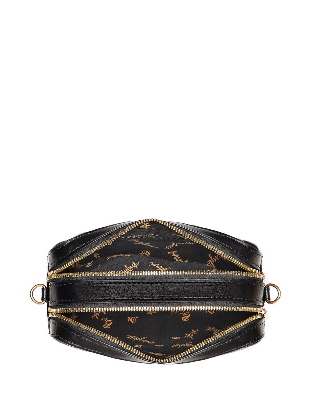 Berrylush Women Solid Baguette Quilted Sling Bag