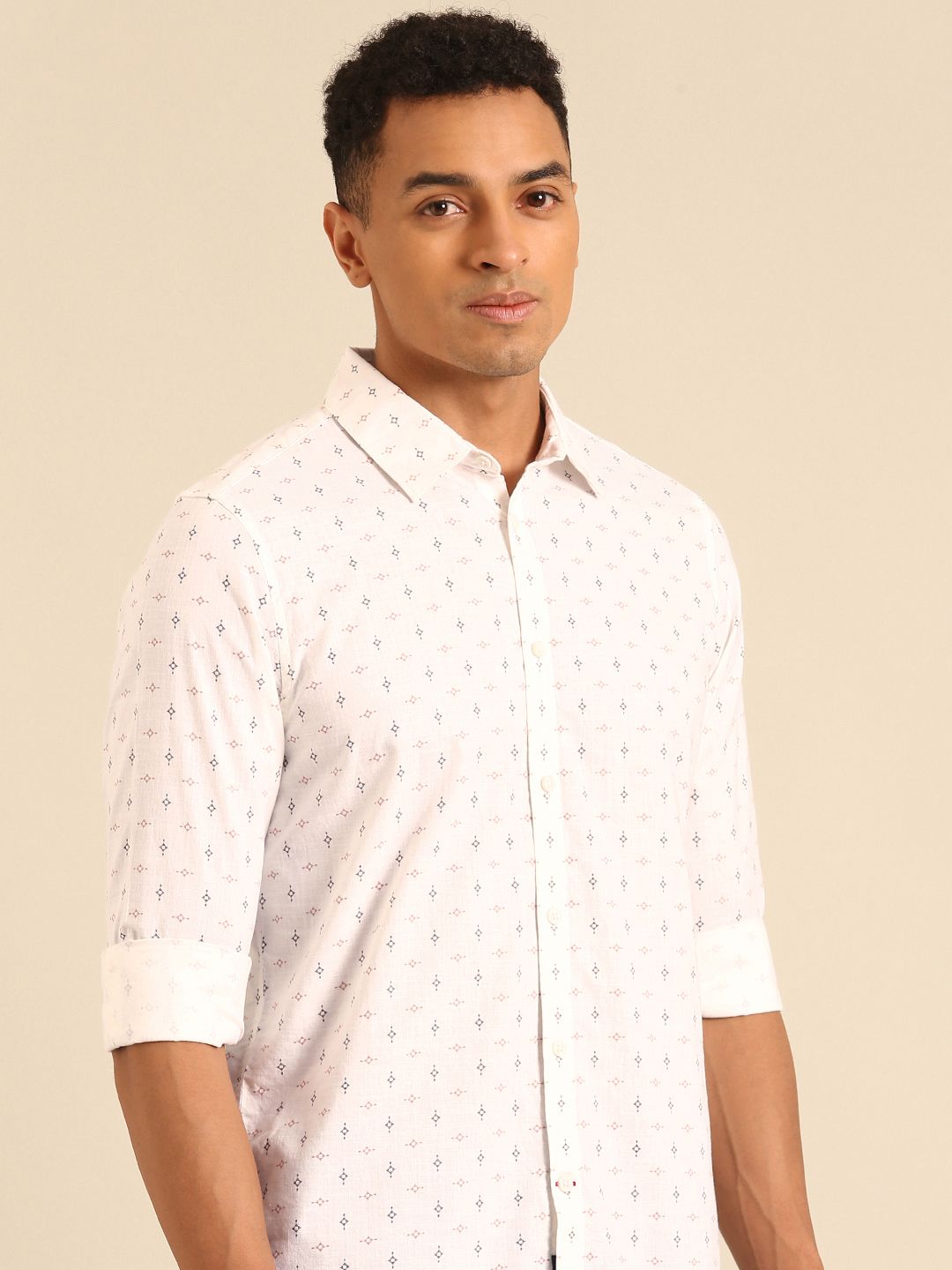 Being Human Slim Fit Opaque Printed Pure Cotton Casual Shirt