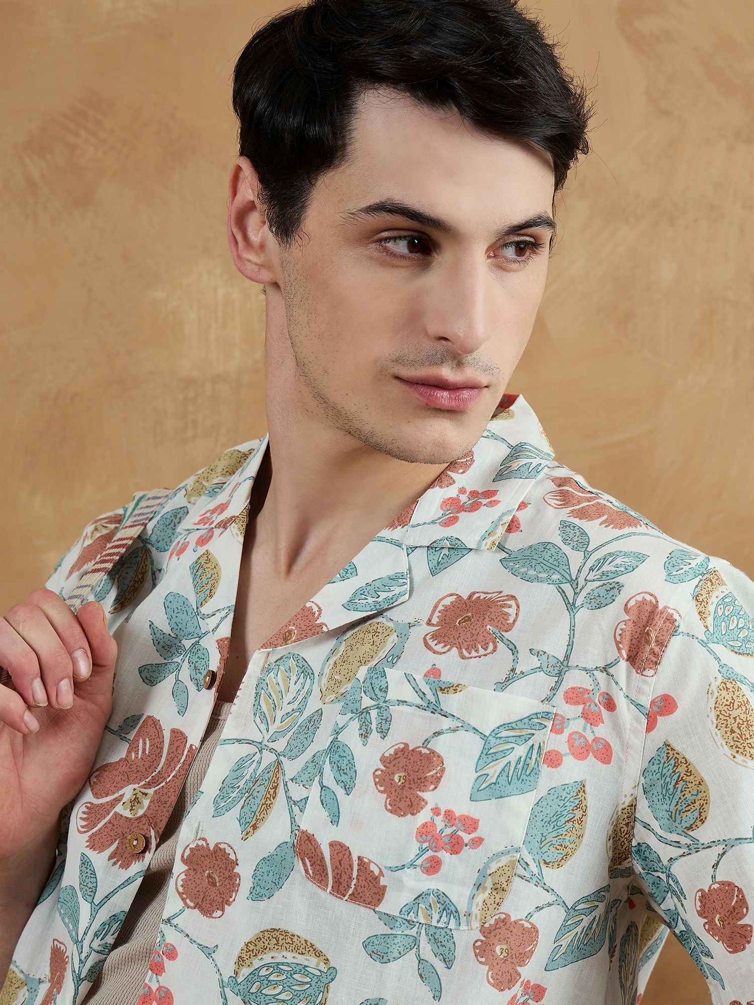 DENNISON Men White Regular Fit Floral Printed Casual Shirt