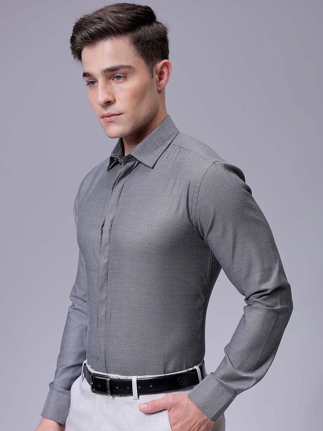 The Indian Garage Co. X Luxe Men Slim Fit Cutaway Collar Textured Formal Shirt