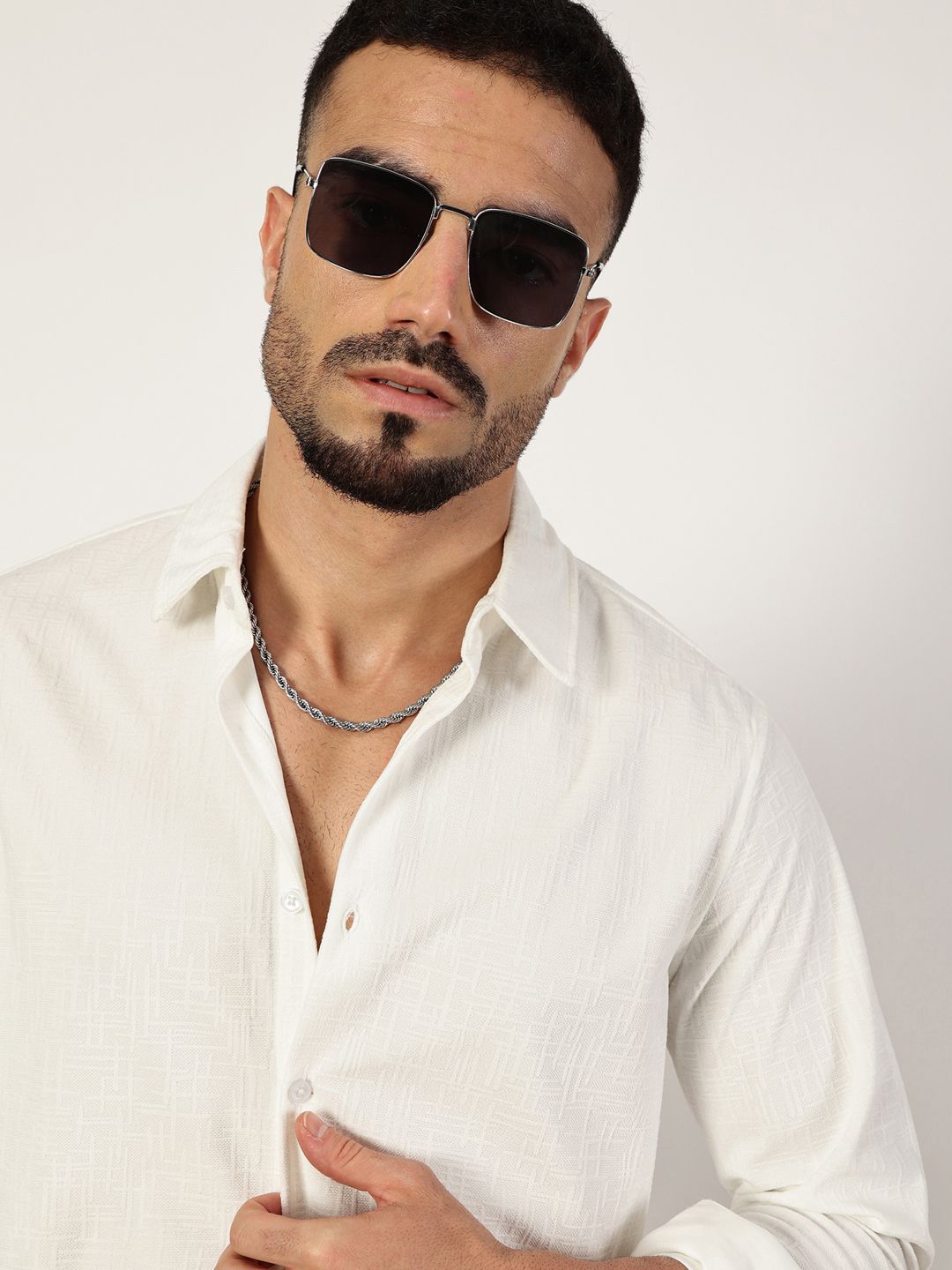 Thomas Scott Men Premium Spread Collar Textured Slim Fit Casual Shirt
