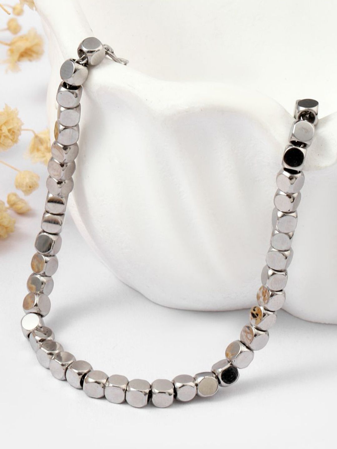 Gelang Pesona Wanita Asin
