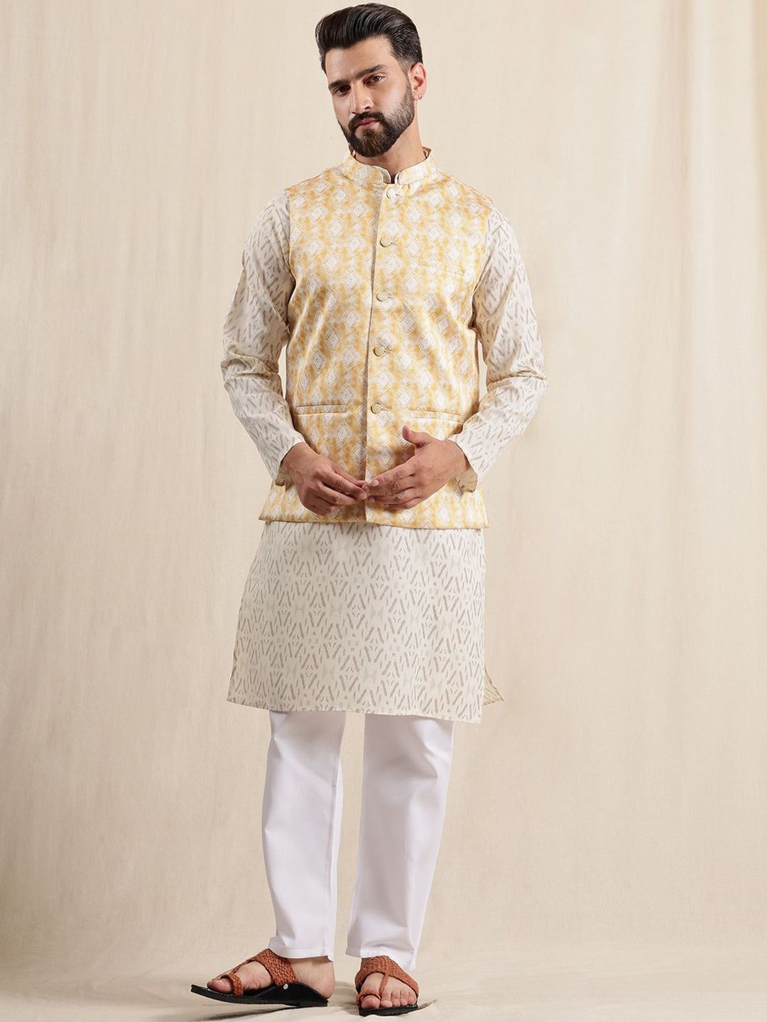 Kurta Lurus Bercetak Geometrik Anouk Dengan Piyama & Jaket Nehru