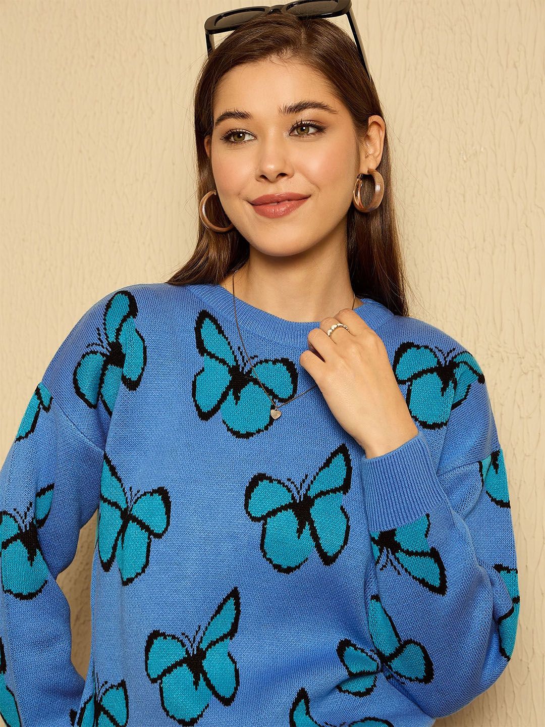 Berrylush Women Quirky Printed Pullover