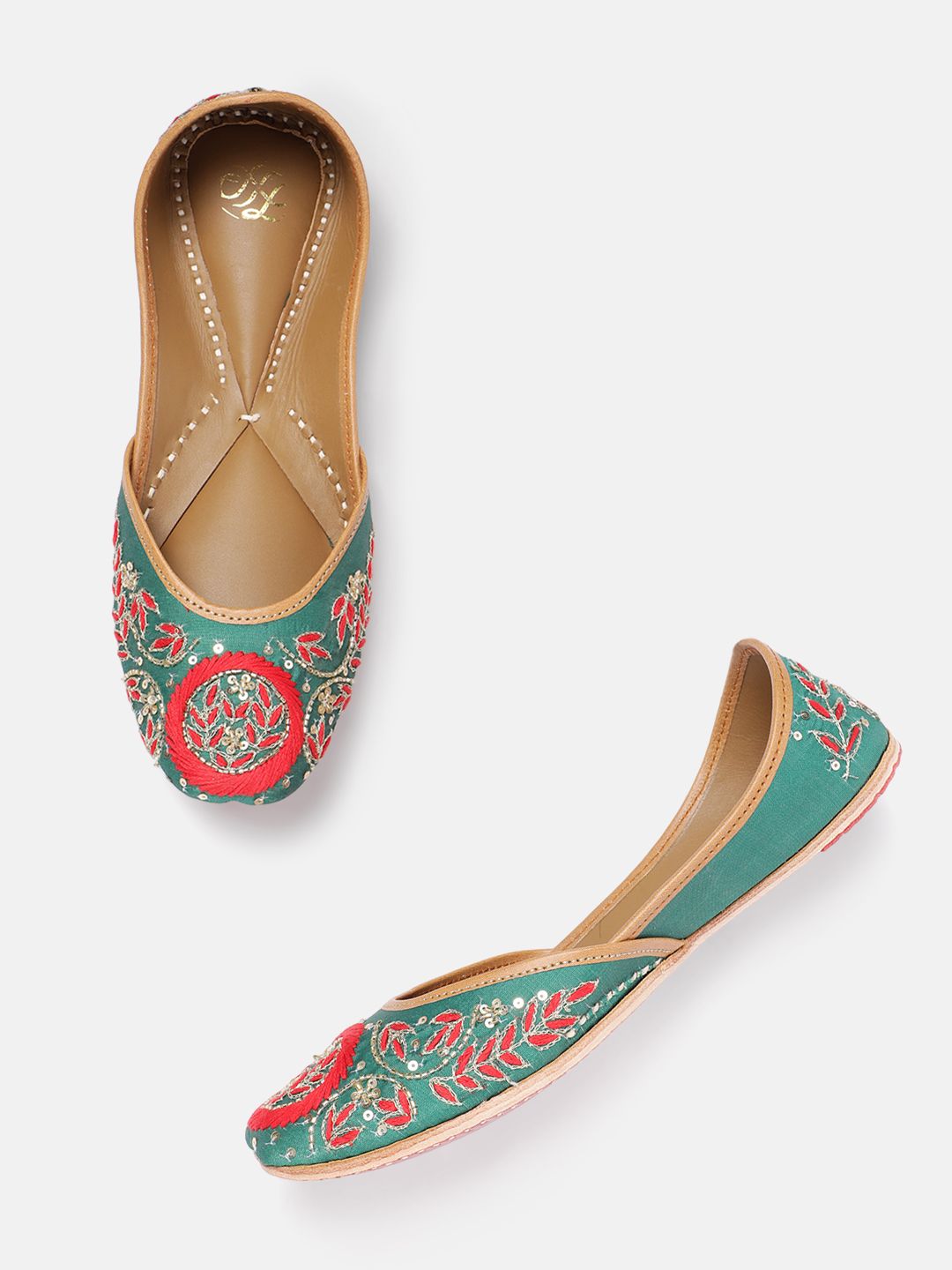 House of Pataudi Floral Embroidered Mojaris