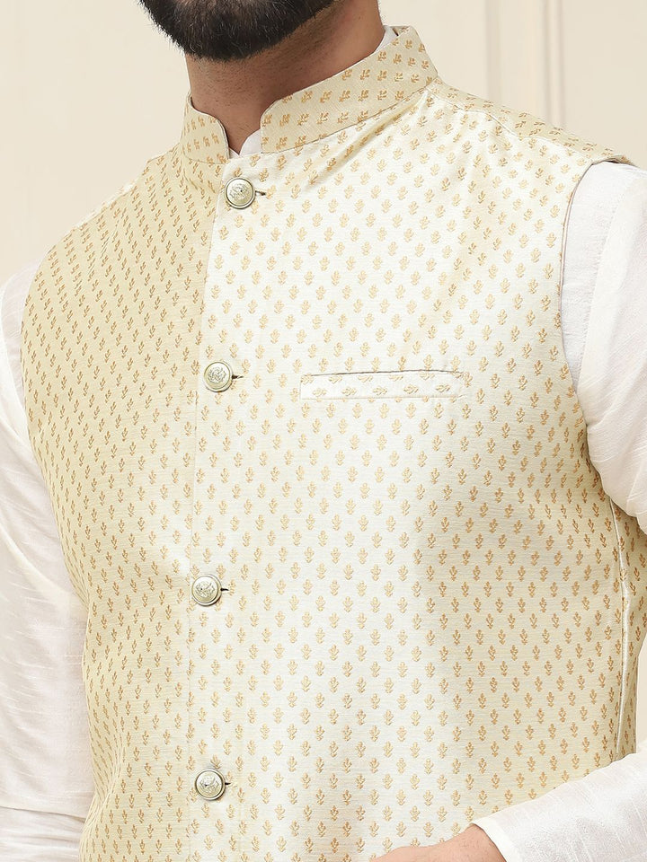SOJANYA Mandarin Collar Kurta with Churidar With Nehru jacket