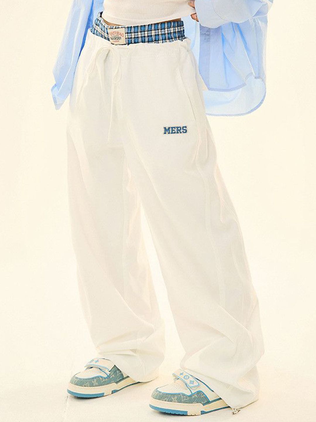 DressBerry Women Mid-Rise Loose Fit Regular Trousers