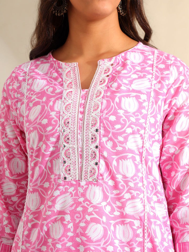 Mamicha Women Ethnic Motifs Printed Regular Thread Work Pure Cotton Kurta with Trousers & With Dupatta