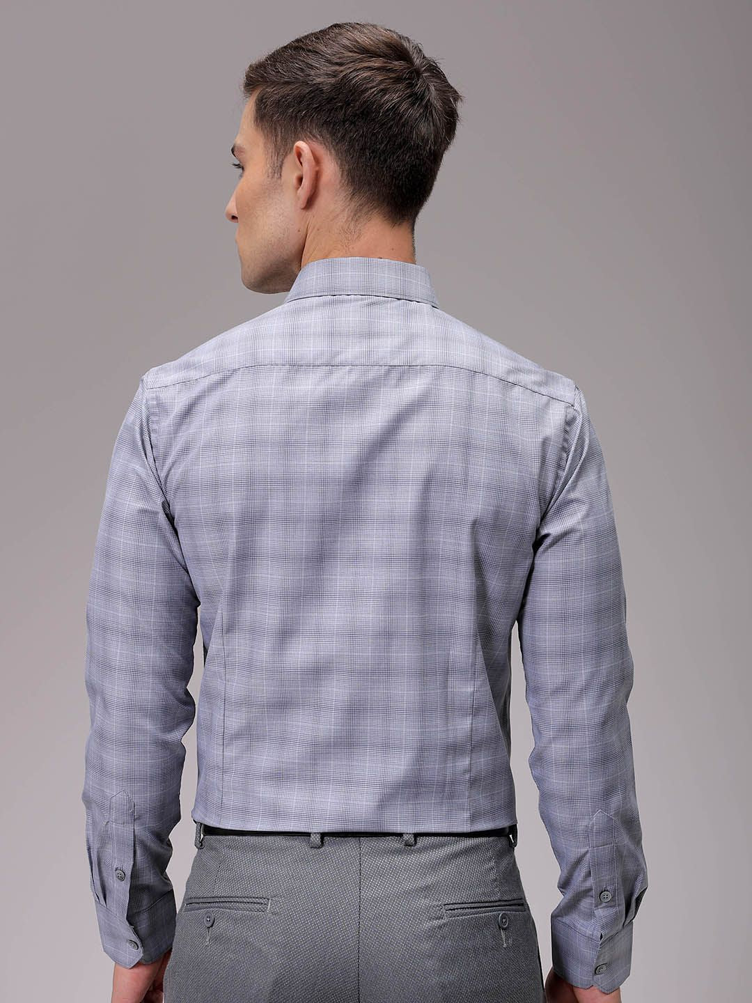 The Indian Garage Co. X Luxe Men Slim Fit Opaque Checked Formal Shirt