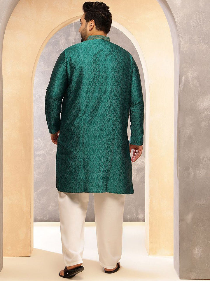 SOJANYA PLUS Men Paisley Printed Regular Kurta with Pyjamas