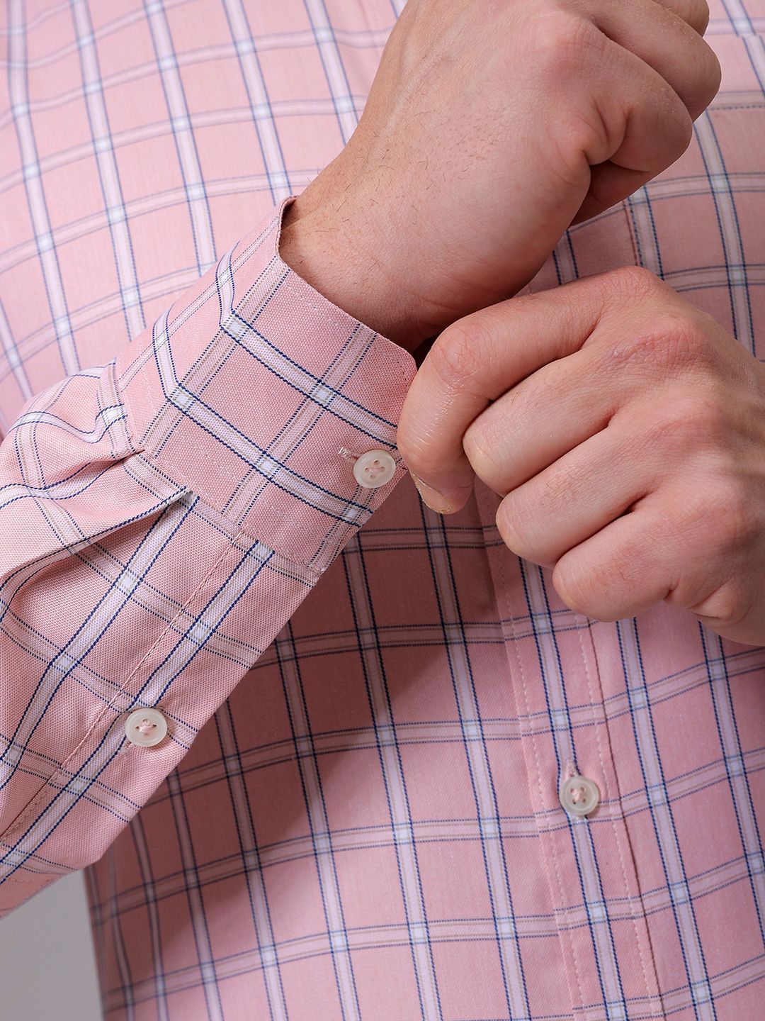 The Indian Garage Co. X Luxe Men Slim Fit Opaque Checked Formal Shirt