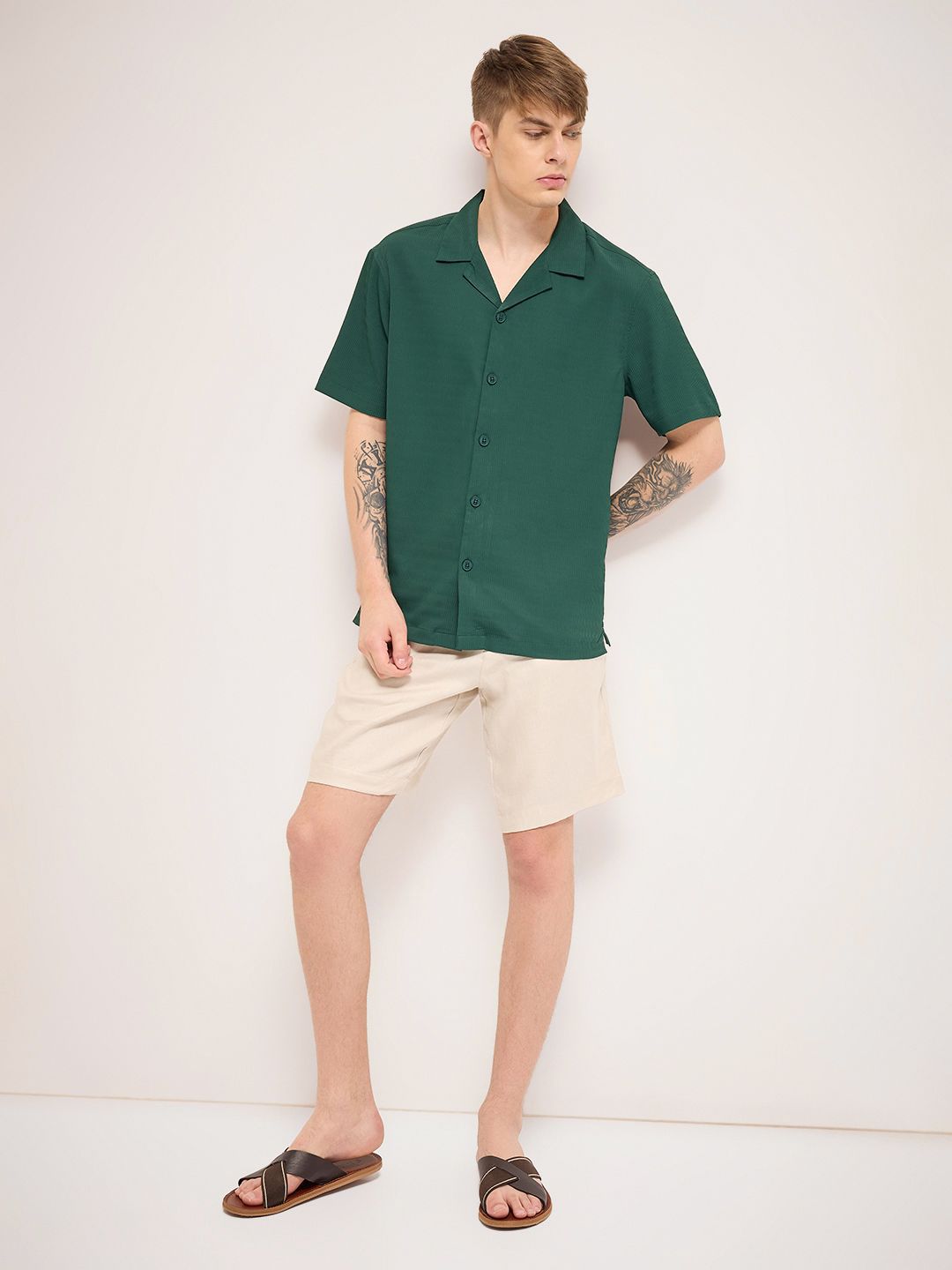 THE BEAR HOUSE Men Cuban Collar Abstract Printed Casual Shirt