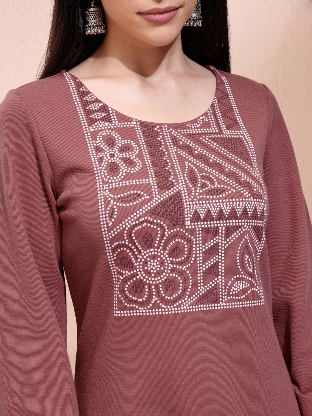 Vishudh Women Floral Printed Round Neck Long Sleeves Regular Straight Kurta