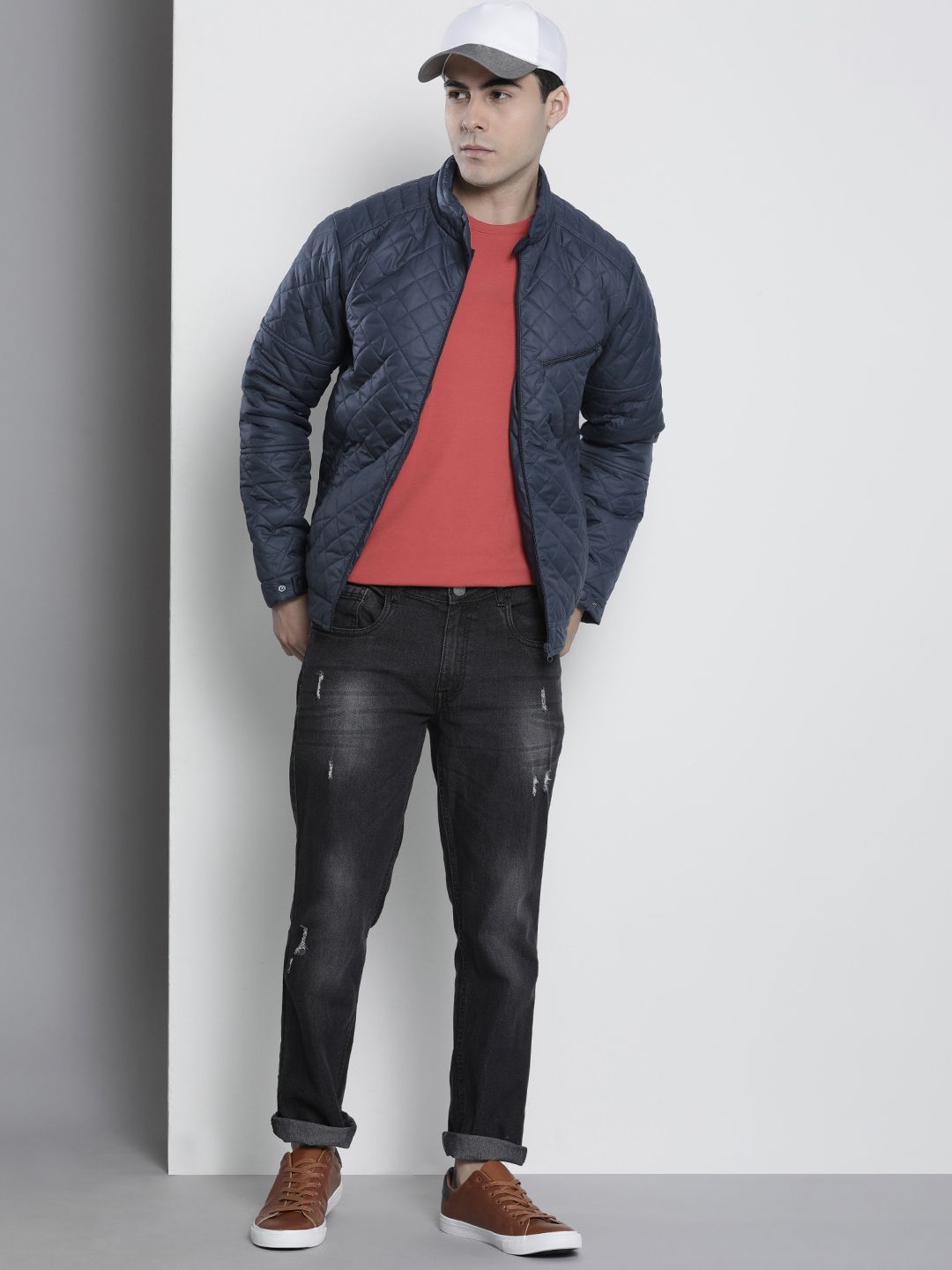 The Indian Garage Co Men Slim Fit Zip-Front Puffer Jacket with Insert Pockets