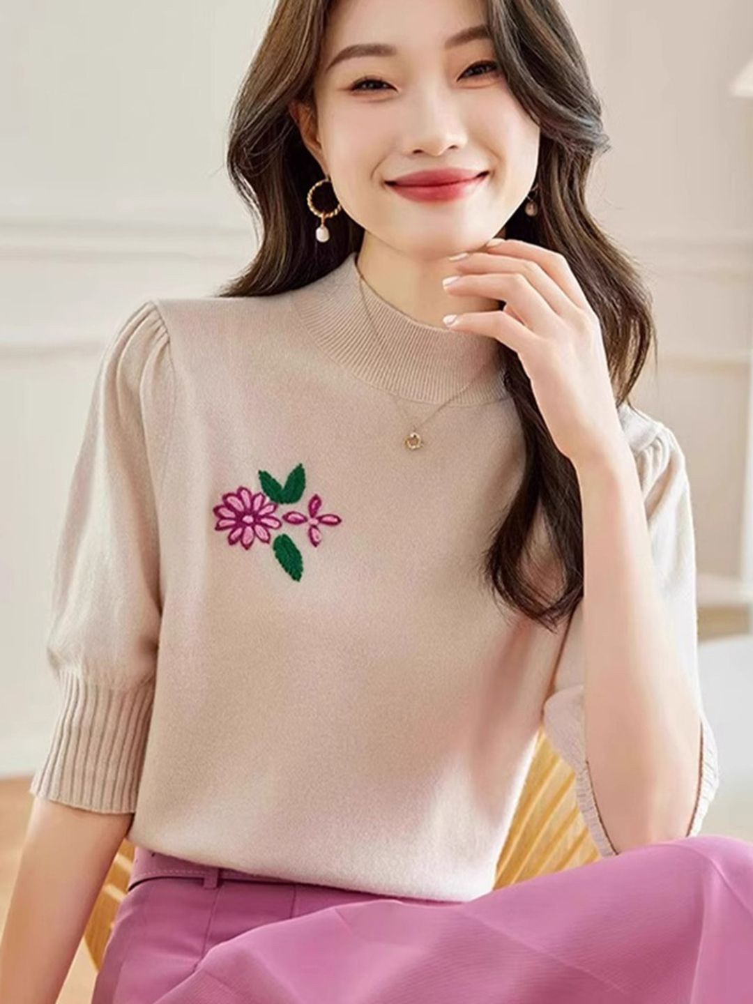 DressBerry Women Floral Embroidered Puff Sleeve Top