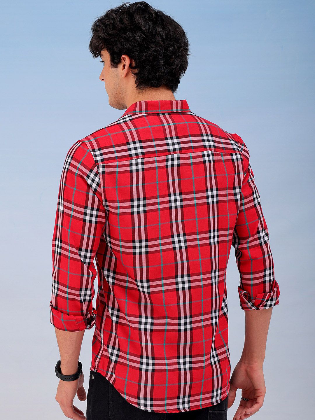 The Indian Garage Co Men Spread Collar Checked Cotton Slim Fit Casual Shirt