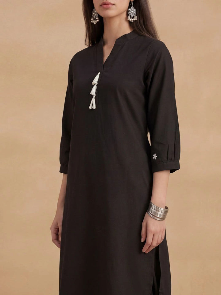 House of Chikankari Women Regular Chikankari Kurta with Trousers