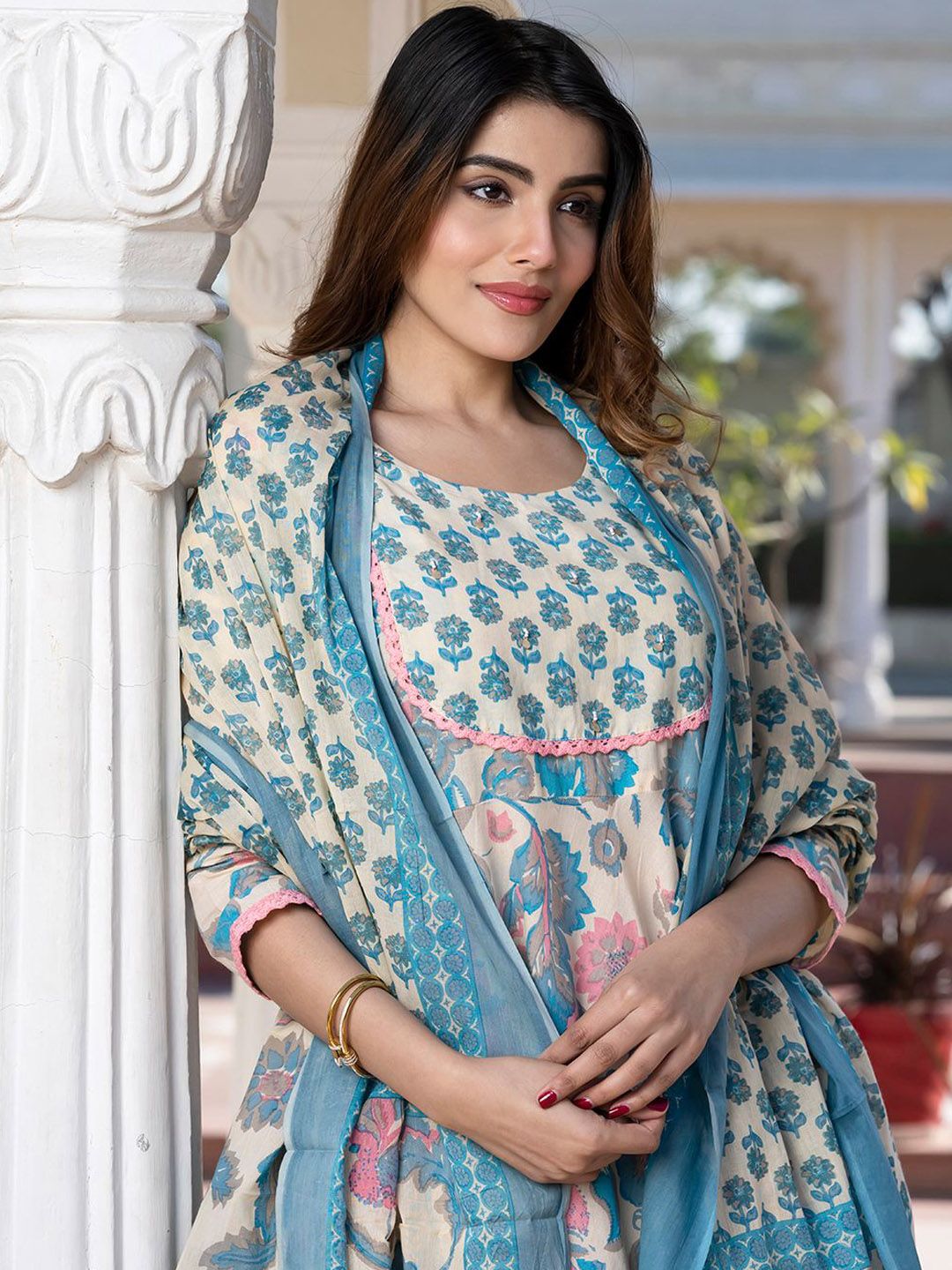 KALINI Women Floral Printed Regular Pure Cotton Kurta with Trousers & With Dupatta