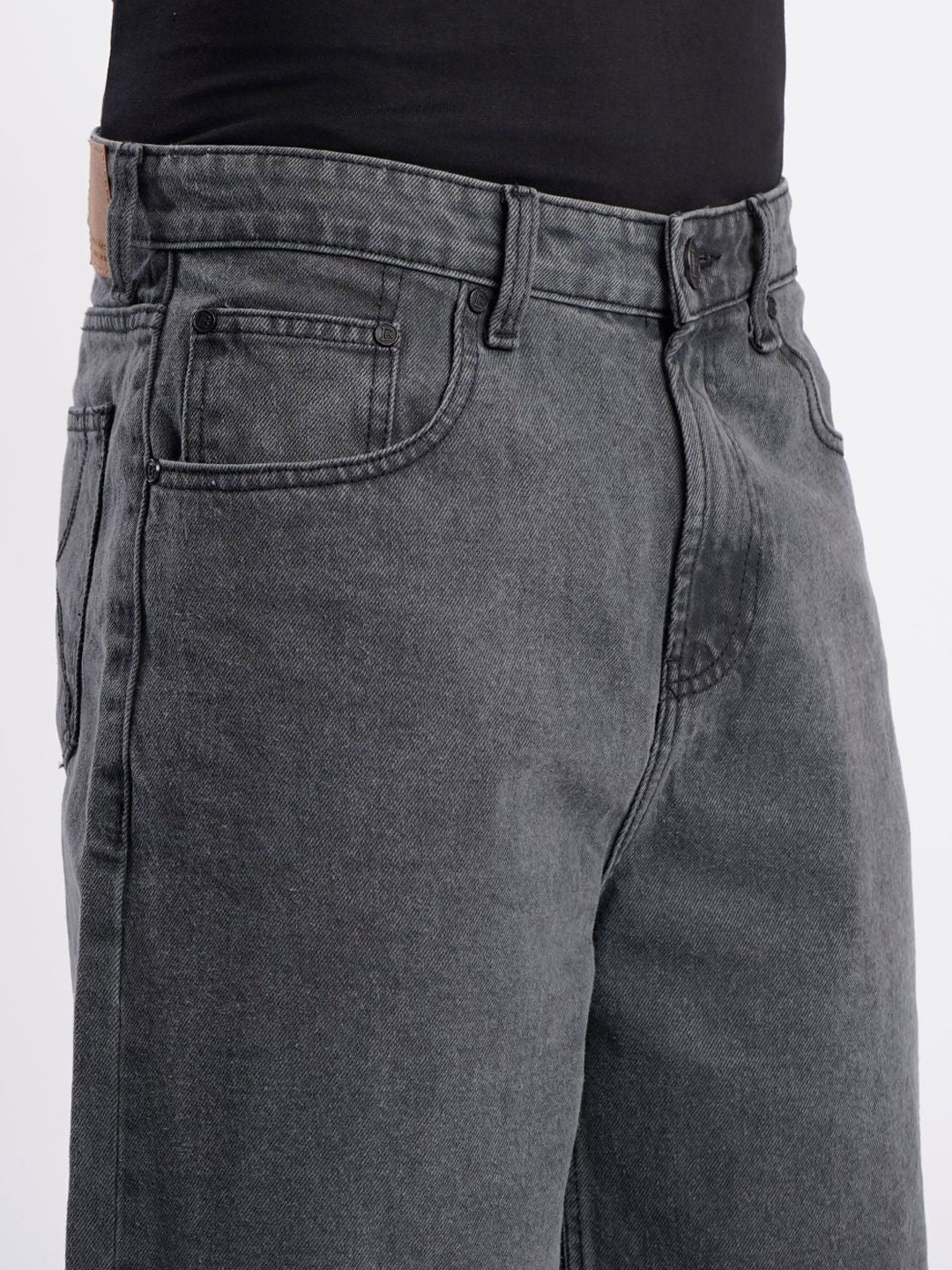 Bene Kleed Men Relaxed Fit Mid-Rise Cotton Denim Shorts