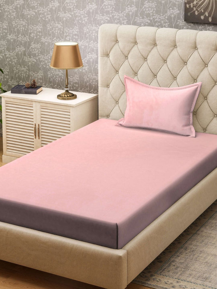 Myntra Elegant Homes Pink Polycotton Mesra Kulit 300 TC Single Cadar Halus dengan Sarung Bantal-89 x 59 inci