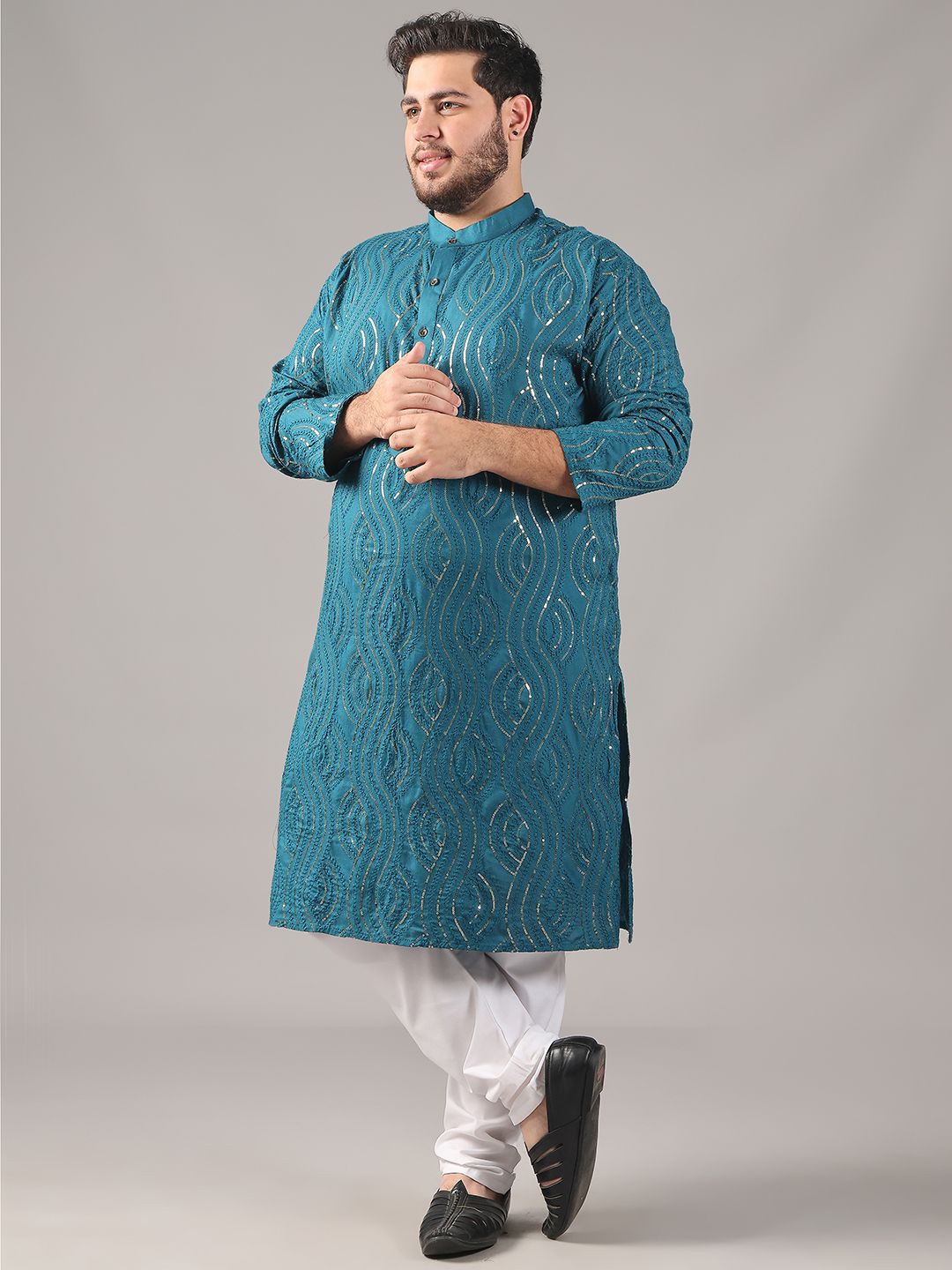 SOJANYA PLUS Plus Size Men Floral Embroidered Pure Cotton Straight Kurta & Pyjamas