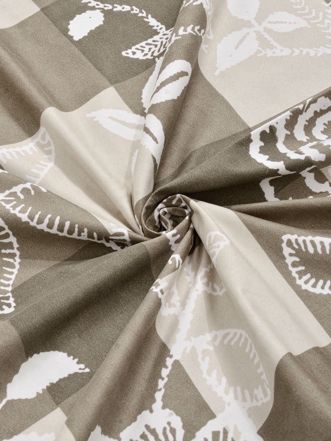 KLOTTHE Beige & White Printed 300 TC Double Bedsheet With 2 Pillow Covers- 2.5 m x 2.25 m