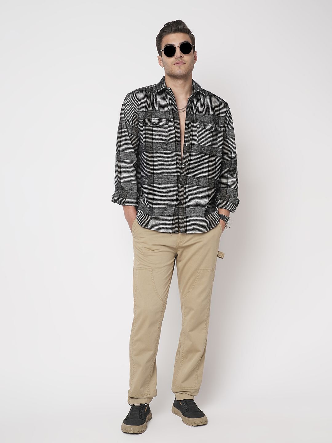 VASTRADO Men Classic Slim Fit Opaque Striped Casual Shirt