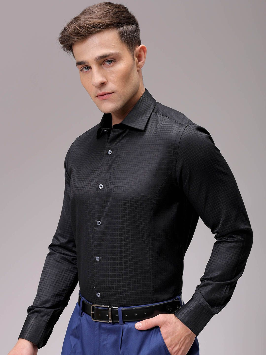 The Indian Garage Co. X Luxe Men Slim Fit Opaque Formal Shirt