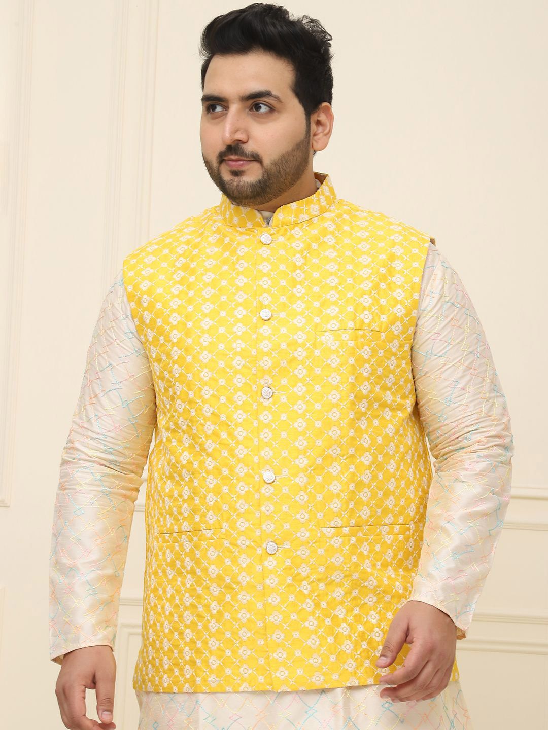 SOJANYA PLUS Men Plus Size Embroidered Mandarin Collar Nehru Jacket