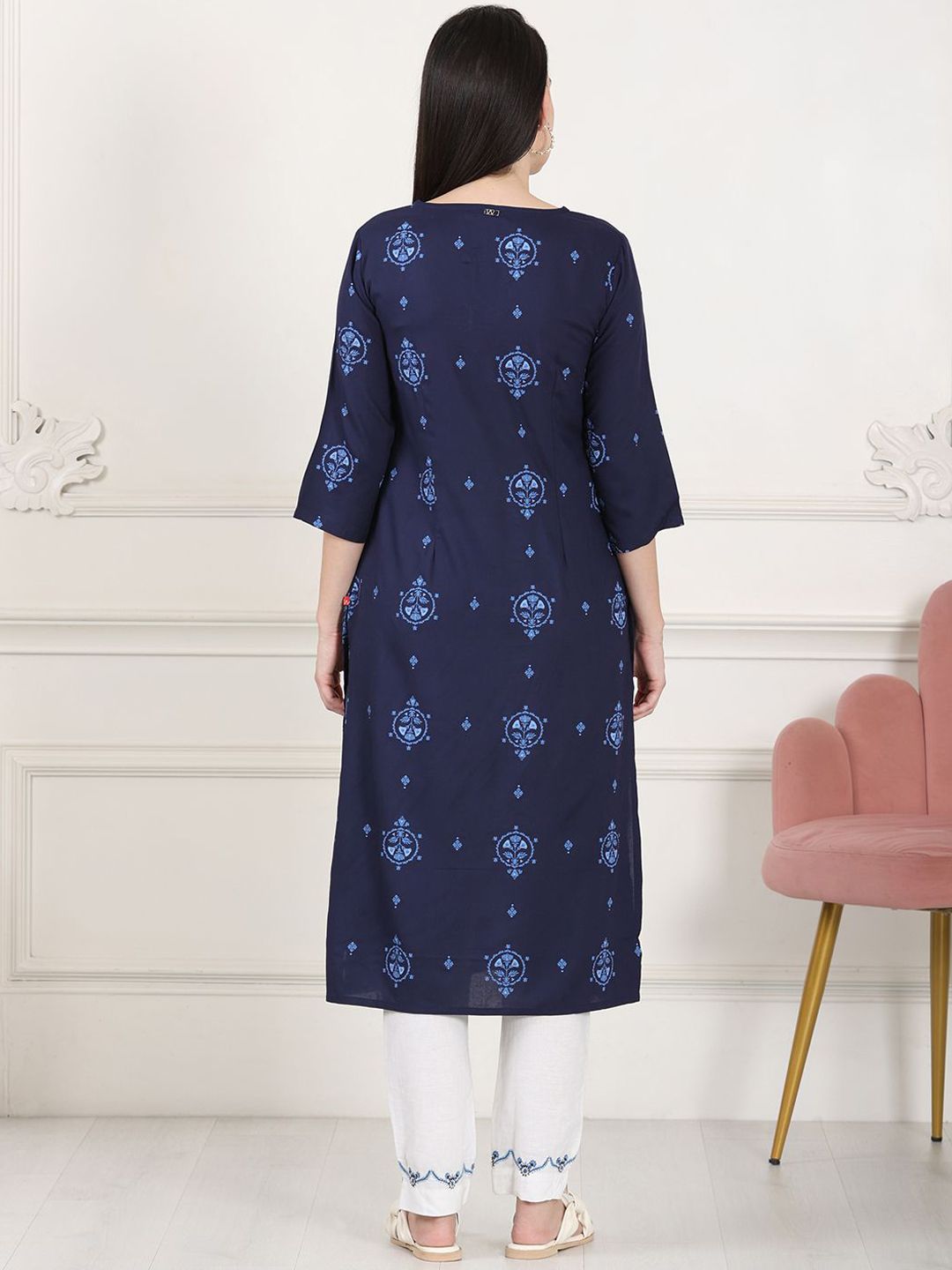 W Women Floral Embroidered Flared Sleeves Sequinned Kurta