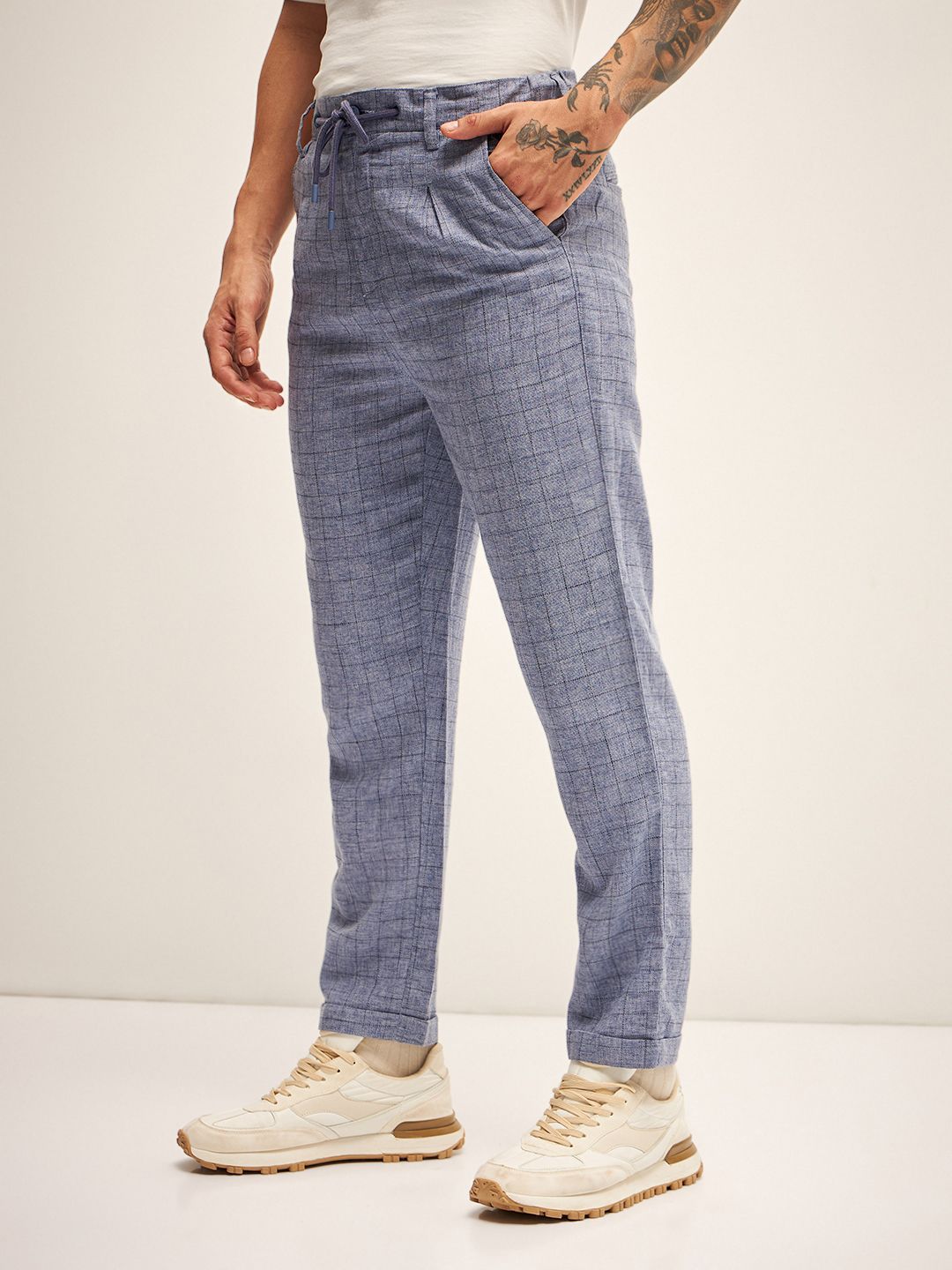 THE BEAR HOUSE Men Checked Regular Fit Trousers