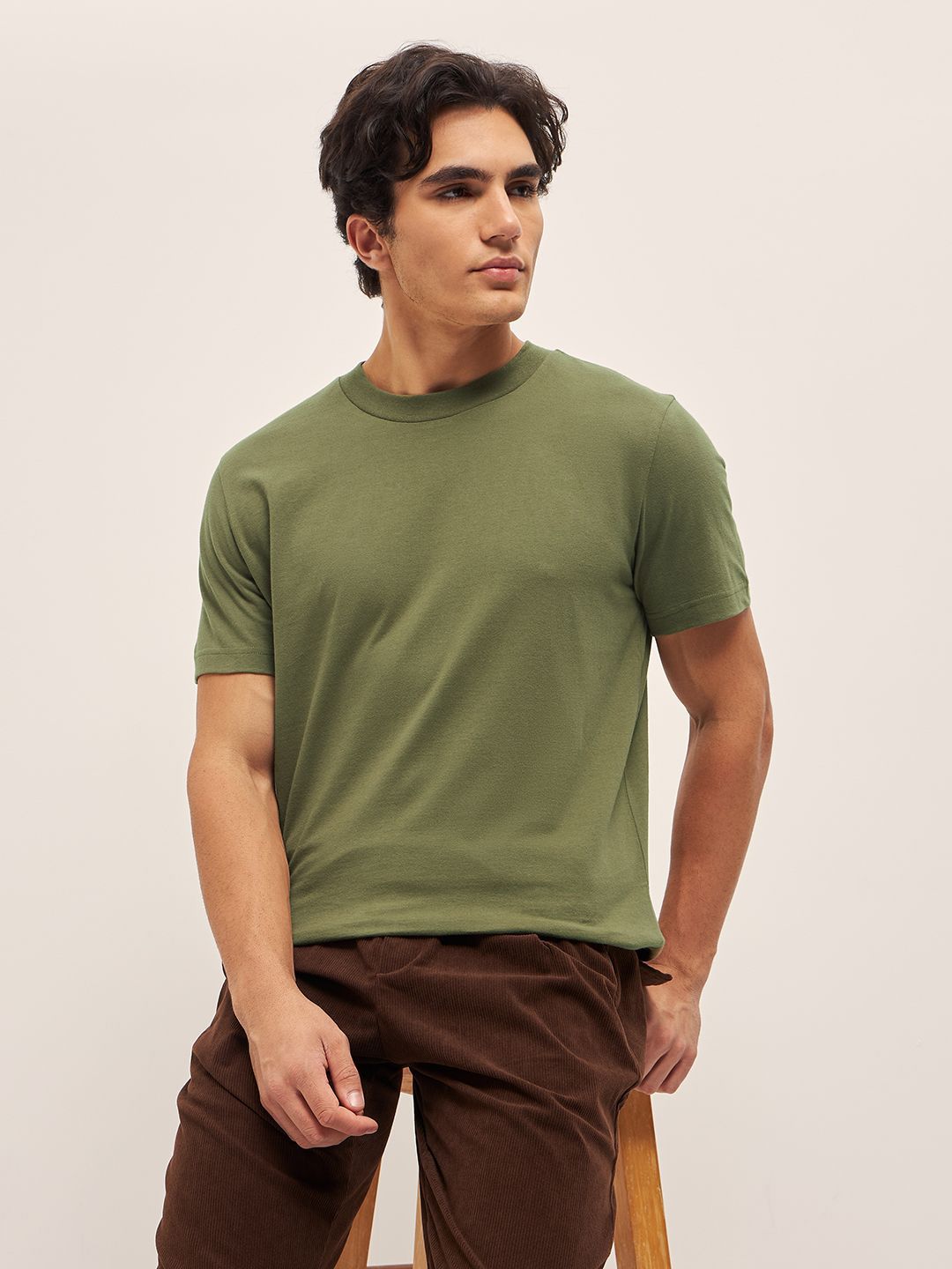 THE BEAR HOUSE Men Solid Round Neck T-Shirt