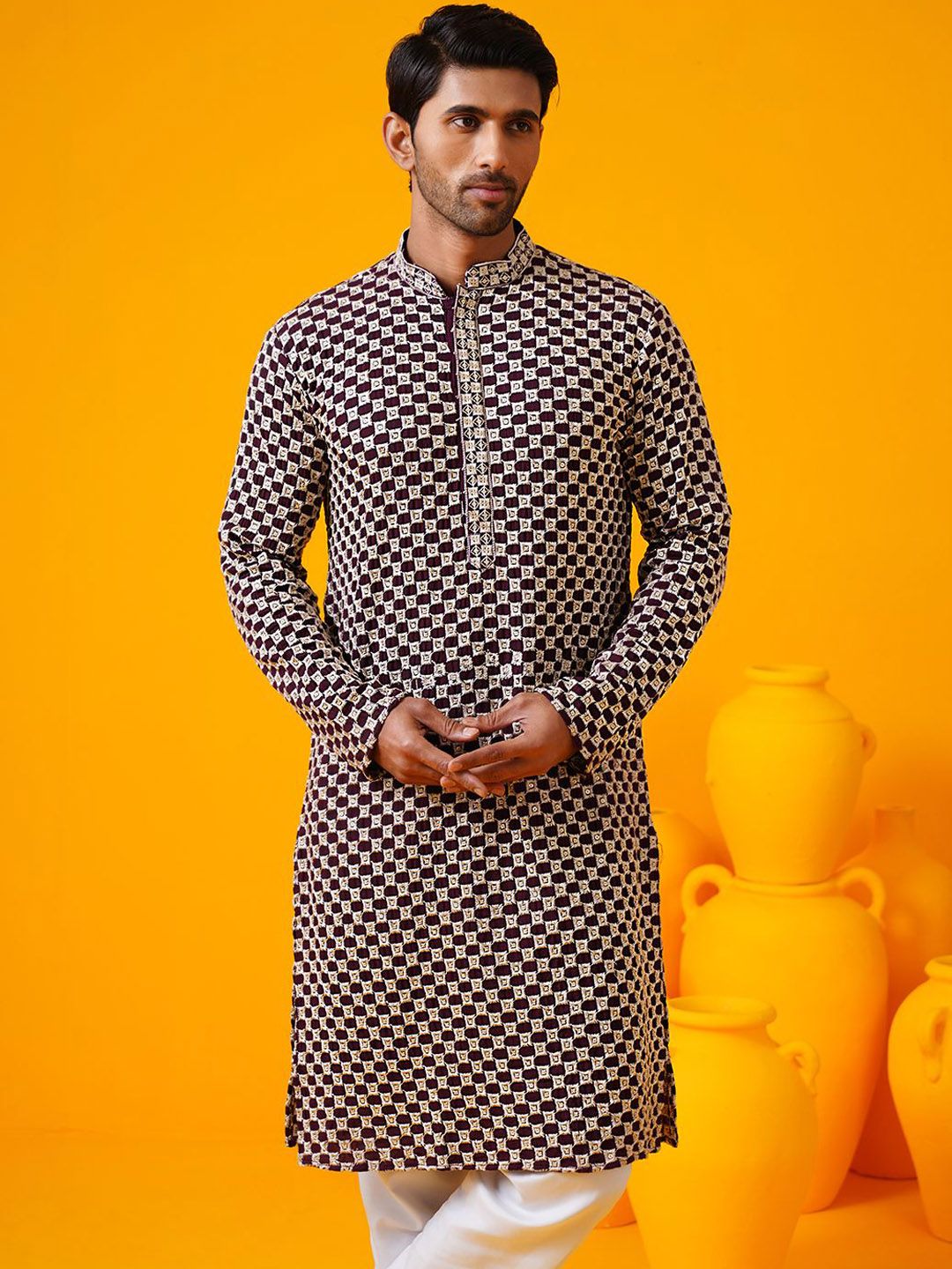 SOJANYA Men Geometric Embroidered Mandarin Collar Thread Work Straight Kurtas