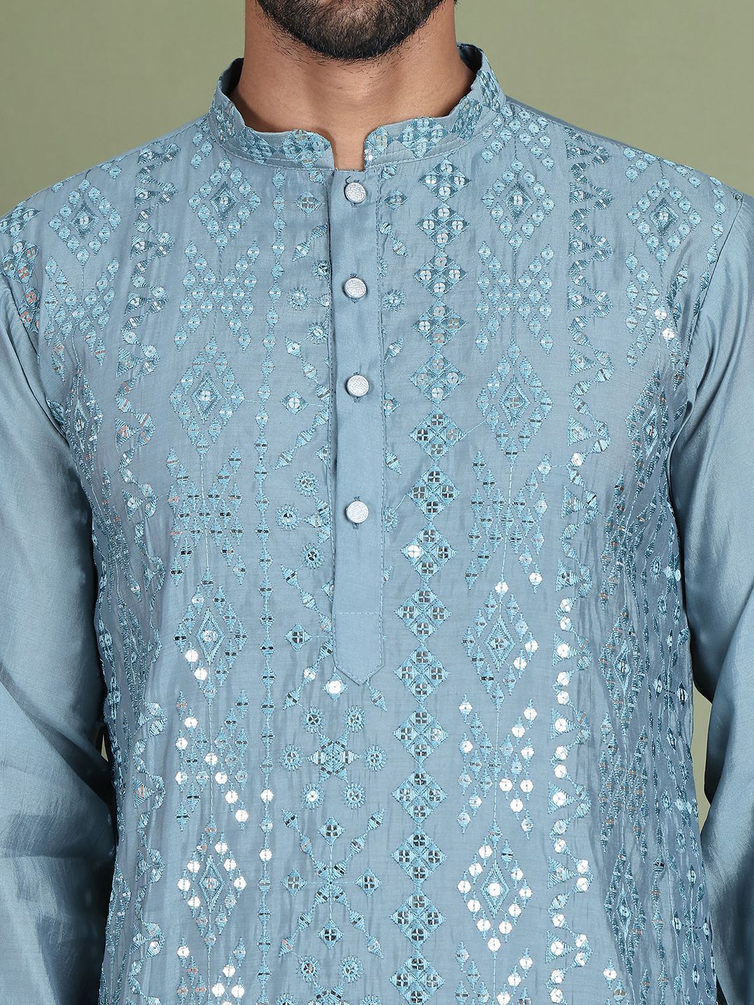 Jompers Ethnic Motifs Embroidered Mirror Work Mandarin Collar Straight Kurta